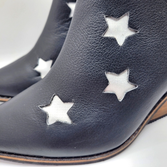 SILVIA COBOS Shoot For The Moon Boots - Picture 3 of 9